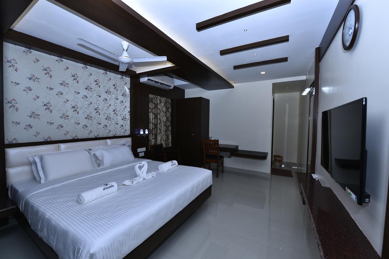 Kr Residency Hotel Kanadukattan Exterior photo